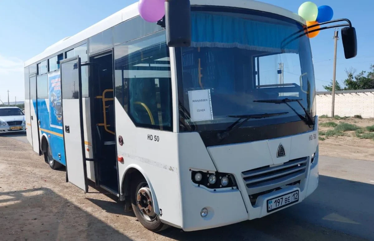 Балапандары көзі байланған күйде жігіттің шұңқырын сорып алады Ариэль Настя блять