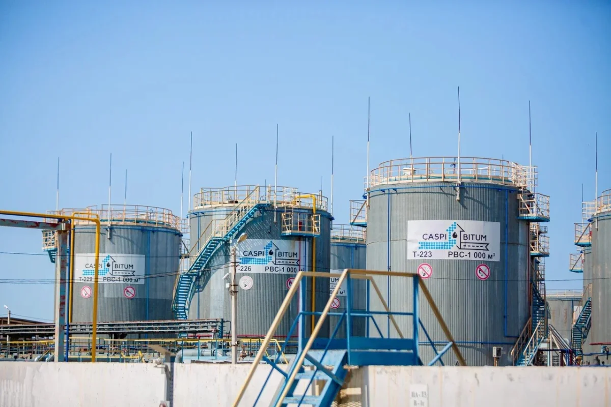 Завод «Caspi Bitum» изнутри