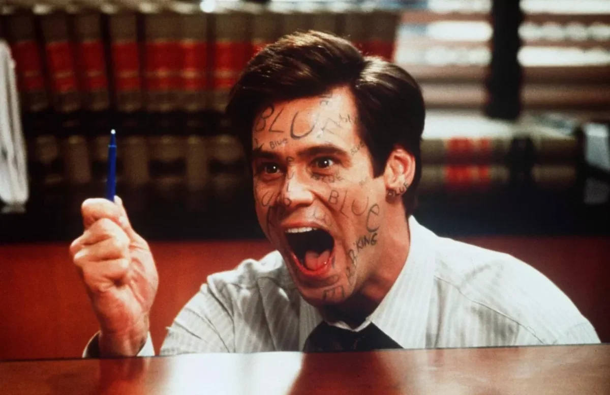 Фото: кадр из фильма "Лжец, лжец" (12+)