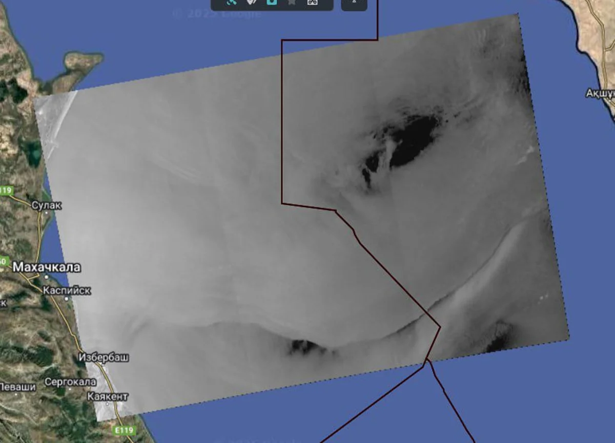 Радиолокационное изображение спутника Sentinel-1A получено 23.06.2025 14:38:14 UTC (17:38:14 мск).