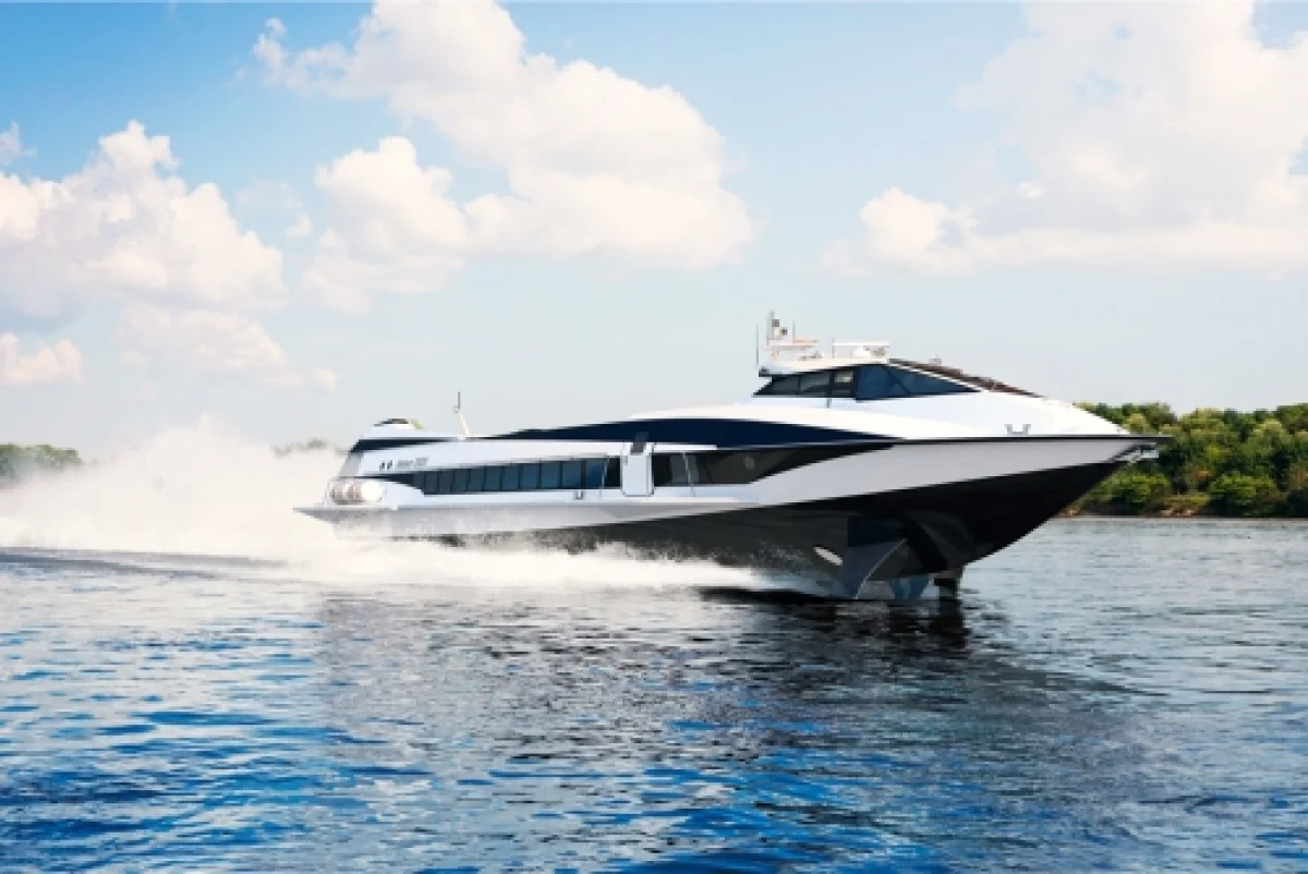 Теплоход "Метеор". Фото с сайта sk-akbars.ru