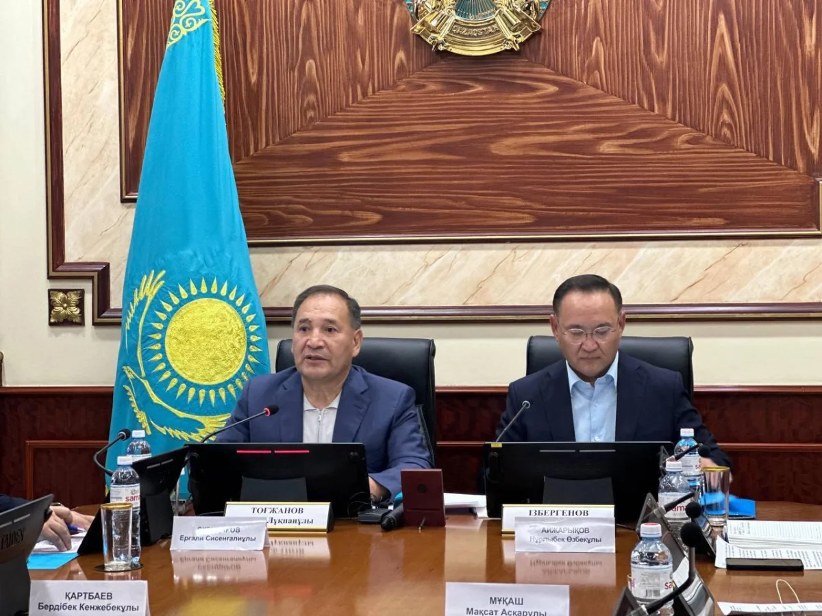 Ералы Тугжанов и Ербол Избергенов. Фото: акимат МО