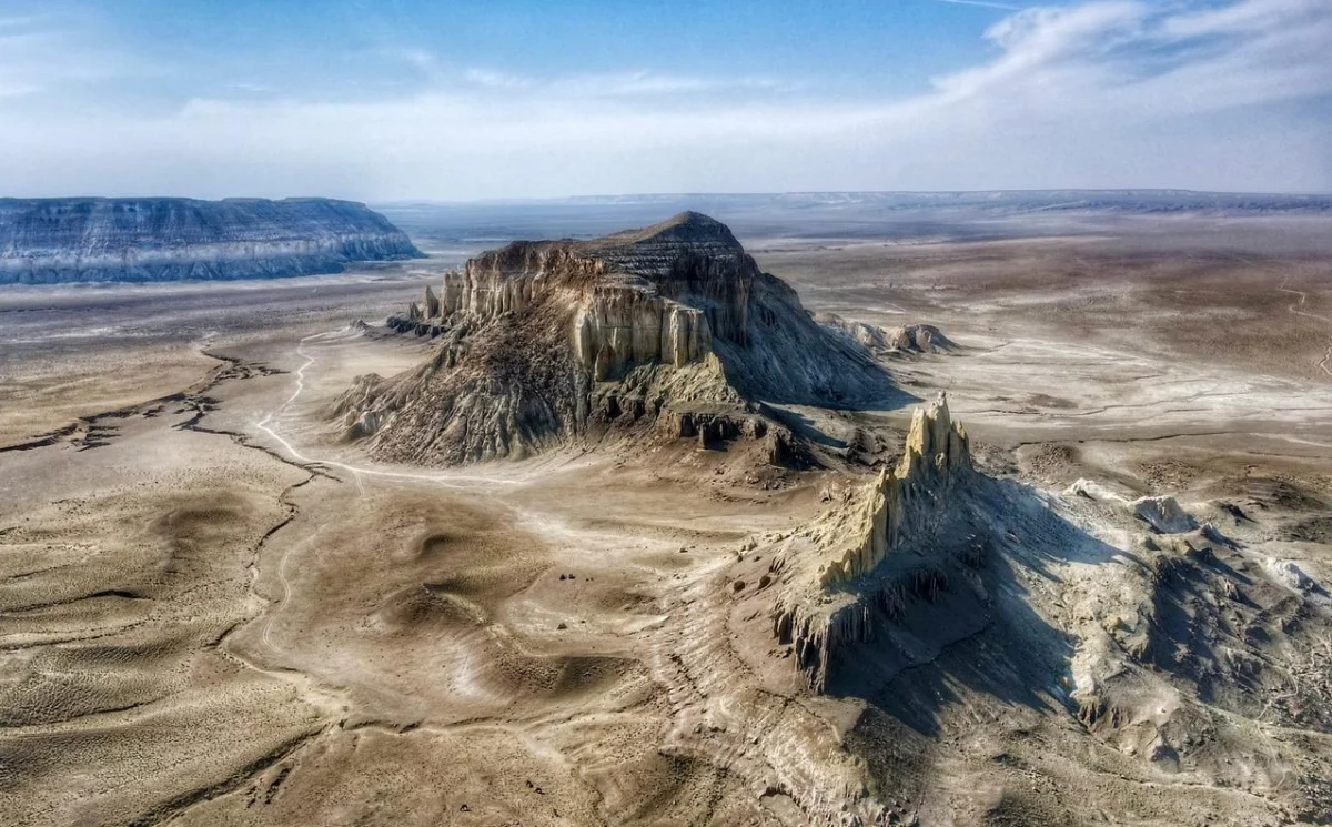 Гора Айракты