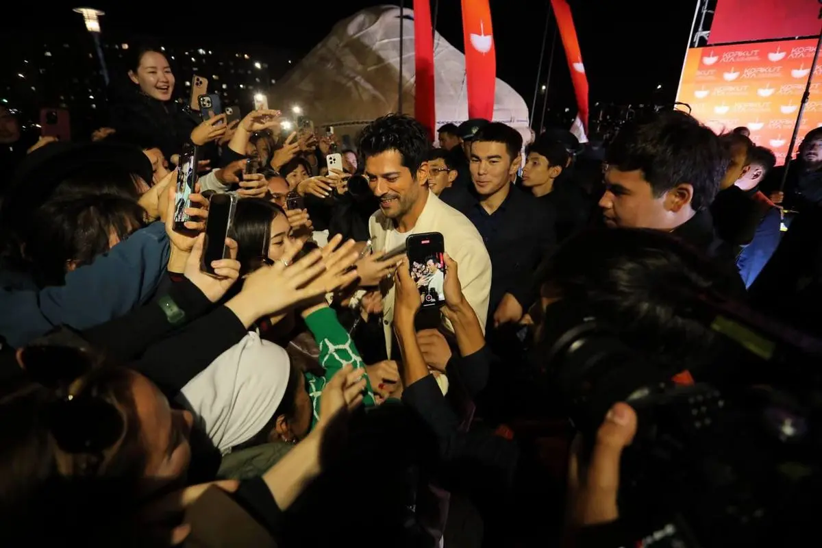 Бурак Озчивит. Фото ЦОК региона