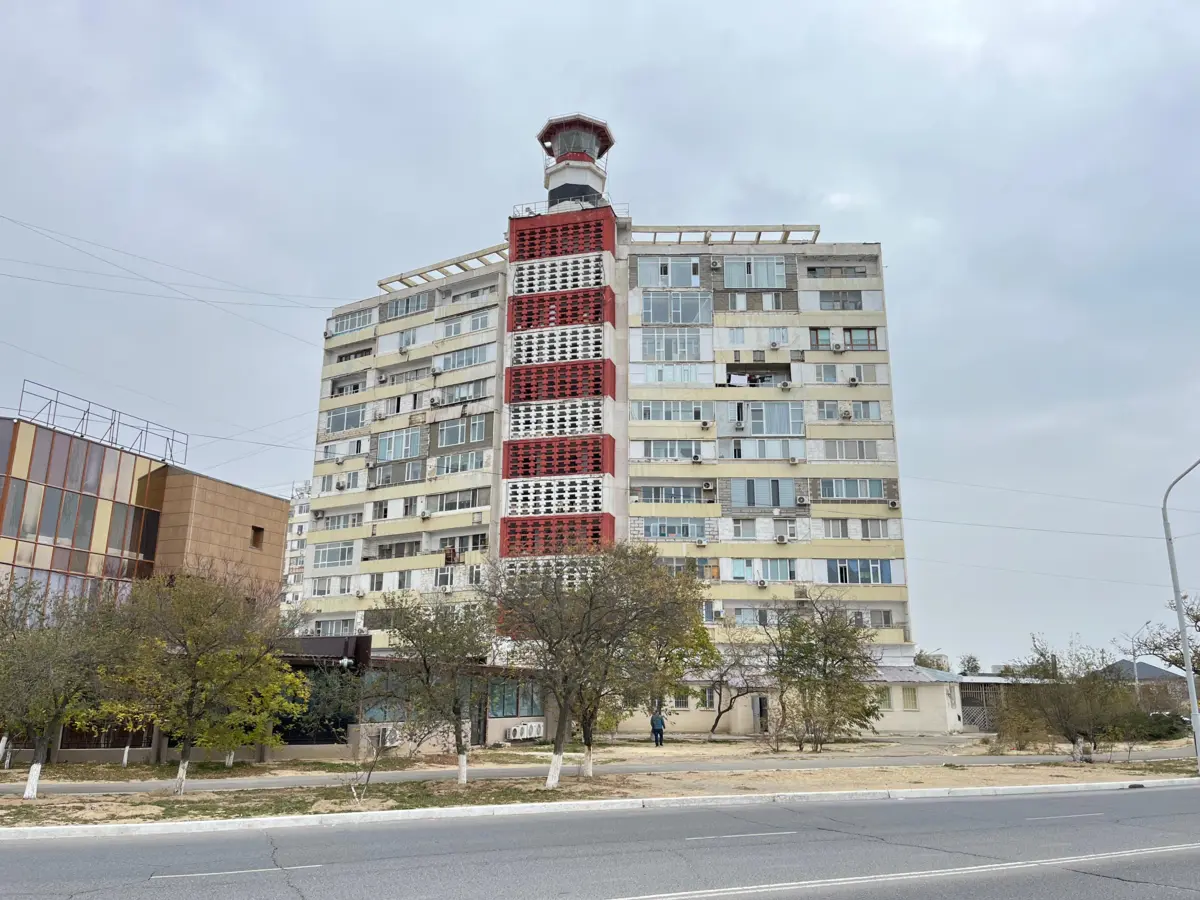 Дом с маяком в Актау. Фото автора