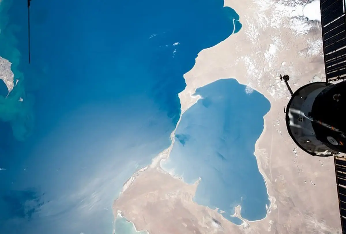 Каспий. Фото Олега Артемьева