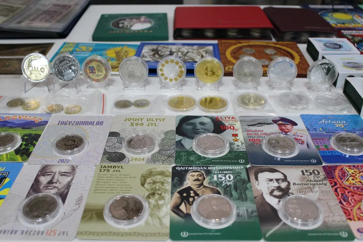 Коллекция монет. Фото автора
