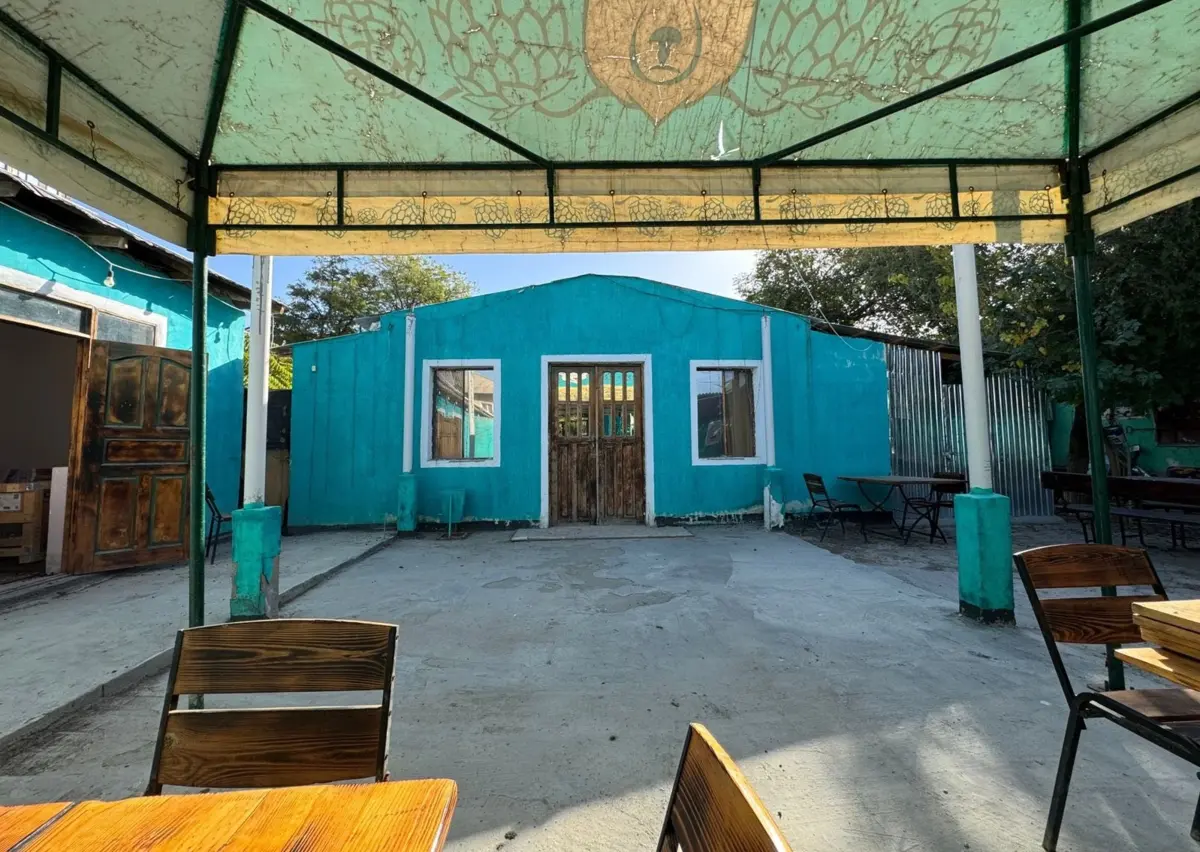 Фото со страницы FB Д. Отепкали