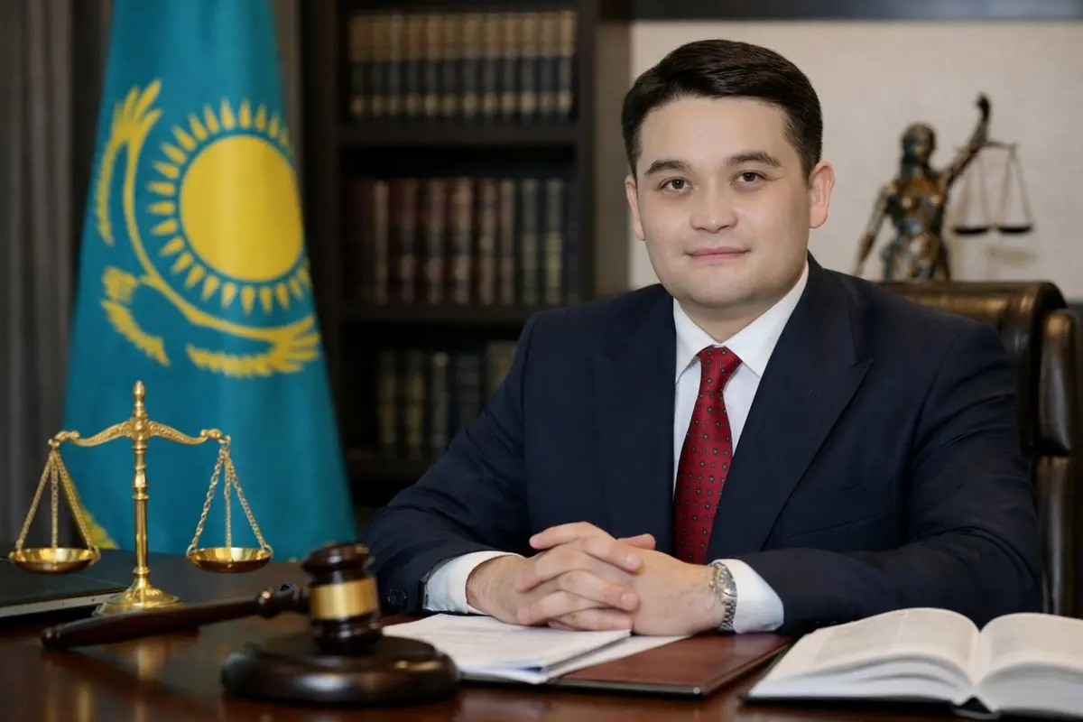 Адвокат Айбек Суюндуков