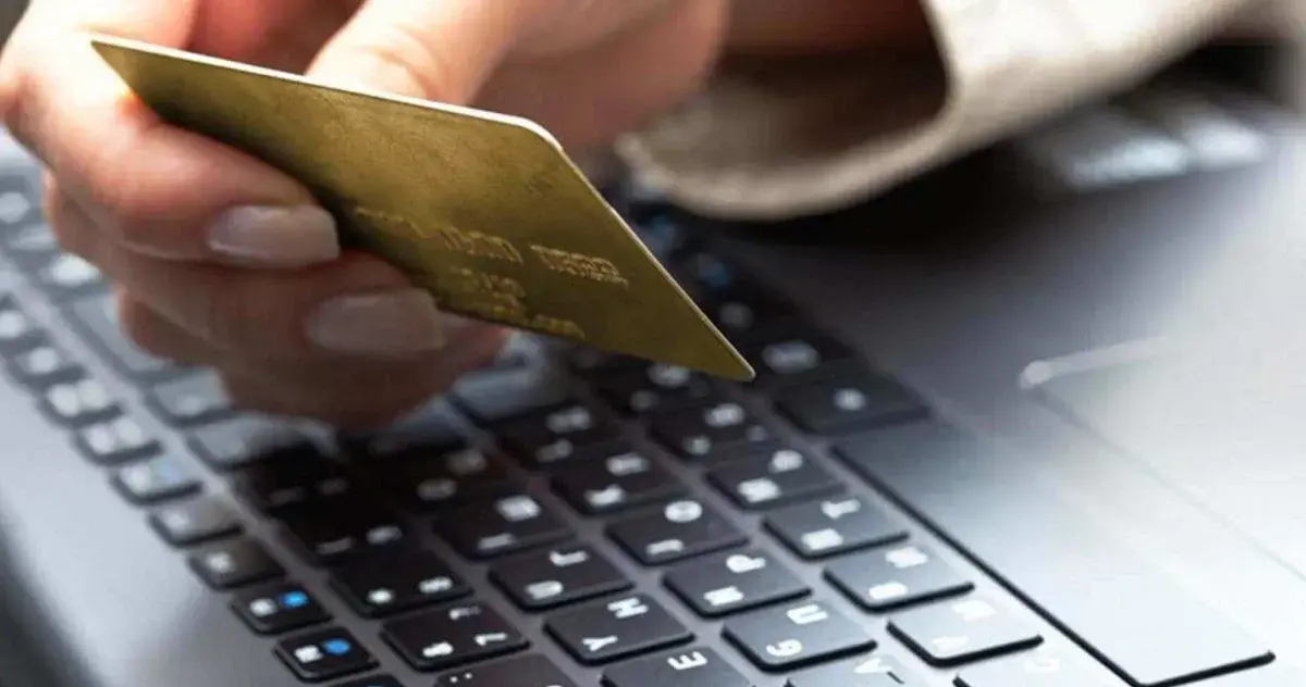 Ваше согласие больше не требуется: Нацбанк разрешил банкам списывать деньги без согласия клиентов