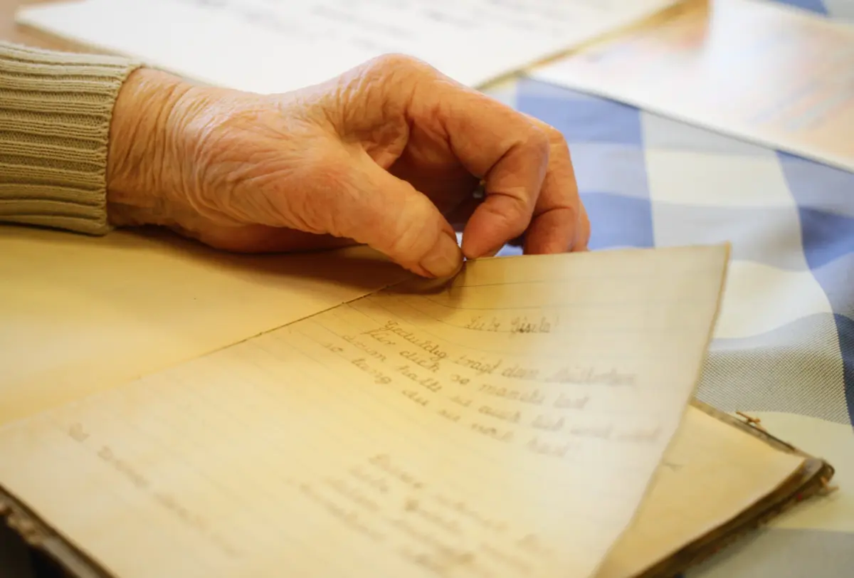 Как снизить риск деменции: врач назвала простые, но эффективные привычки