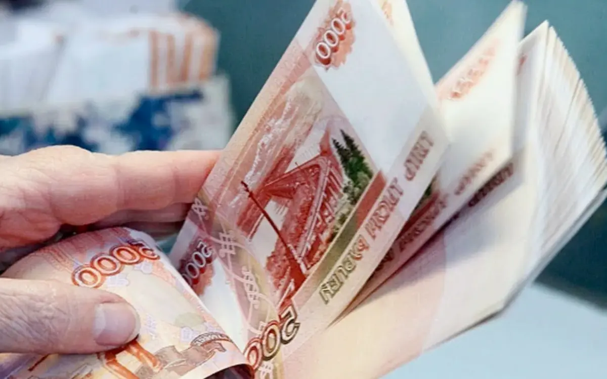 В Казахстане резко вырос спрос на российский рубль после 14-месячного спада — image 1