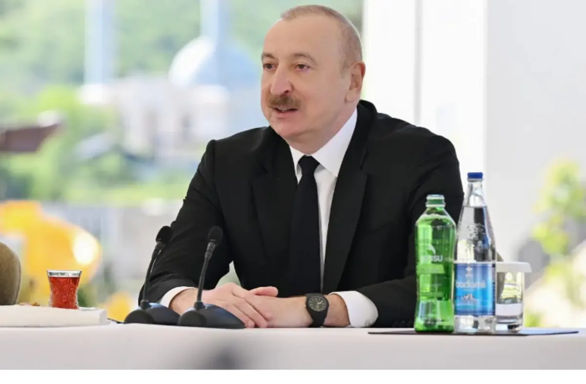 Алиев пригрозил наблюдателям ЕС, что они «засверкают пятками» от одного выстрела