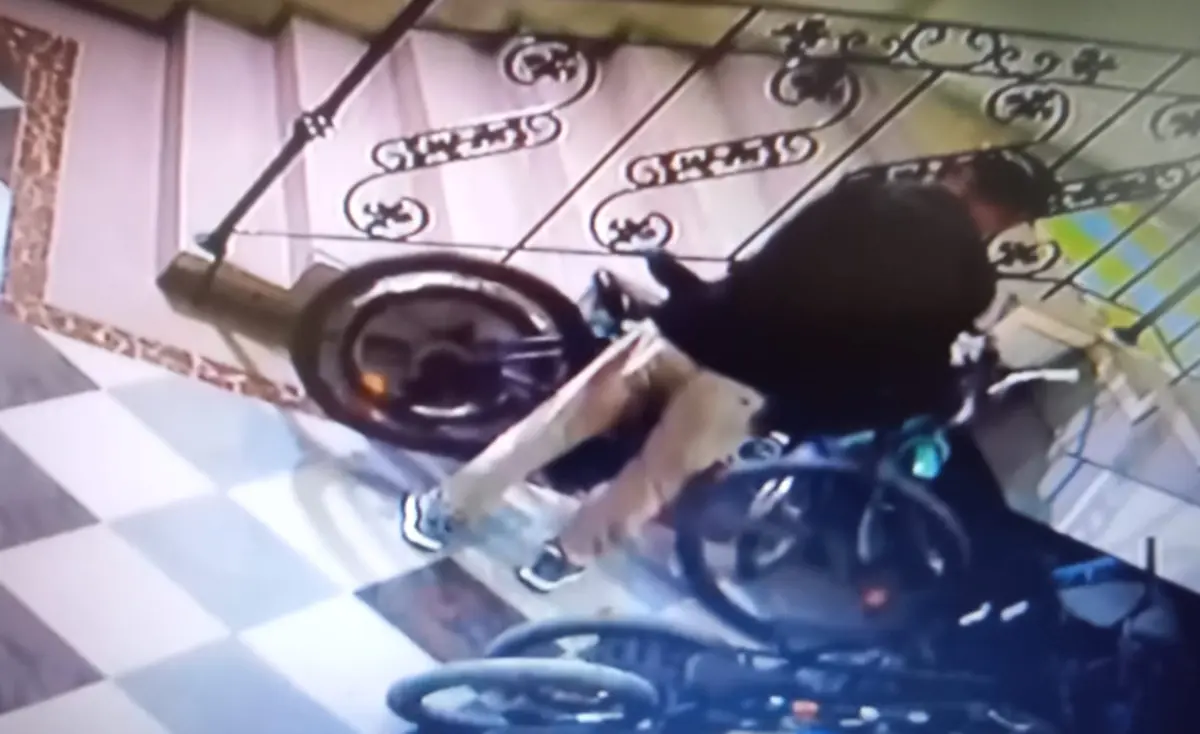 Кадр из видео