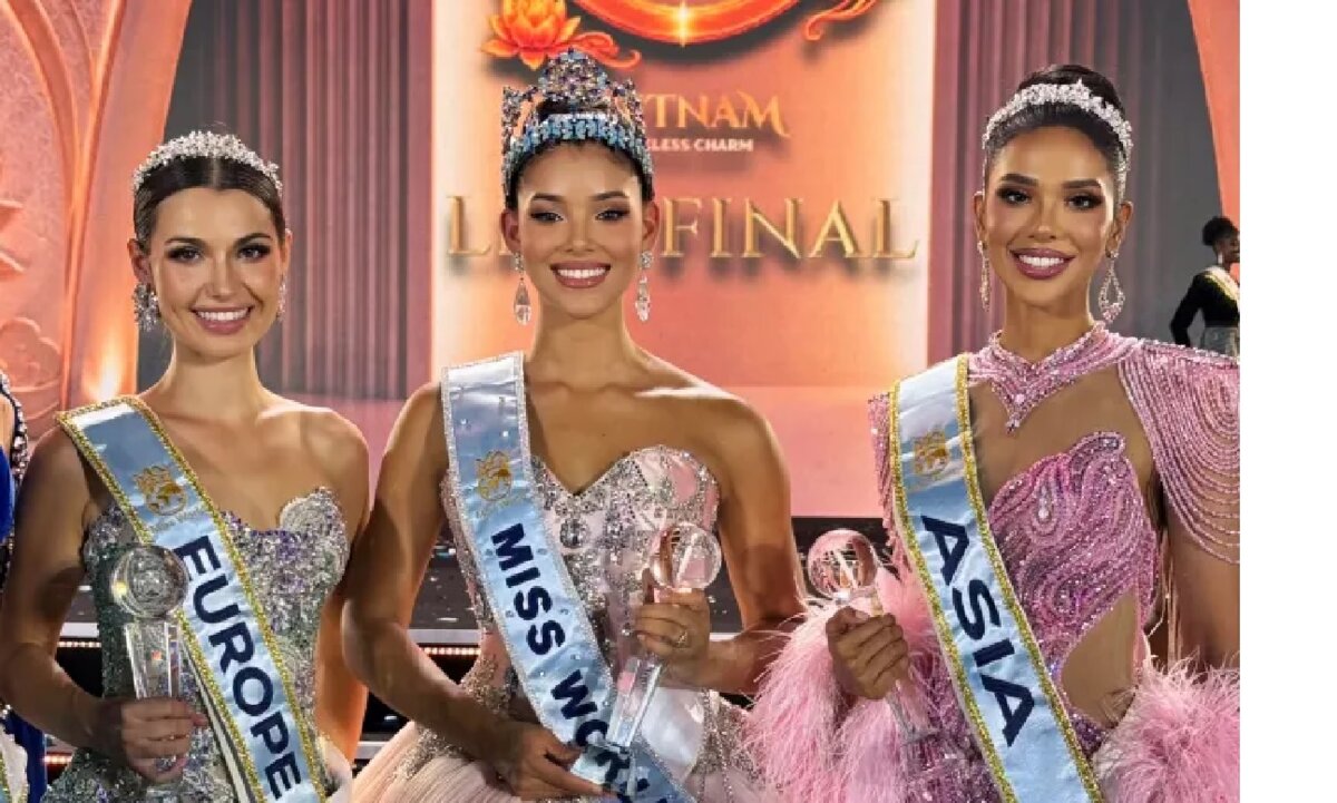 "Мисс мира-2026" Джохейри Мола (в середине). Фото: www.instagram.com/missworld/