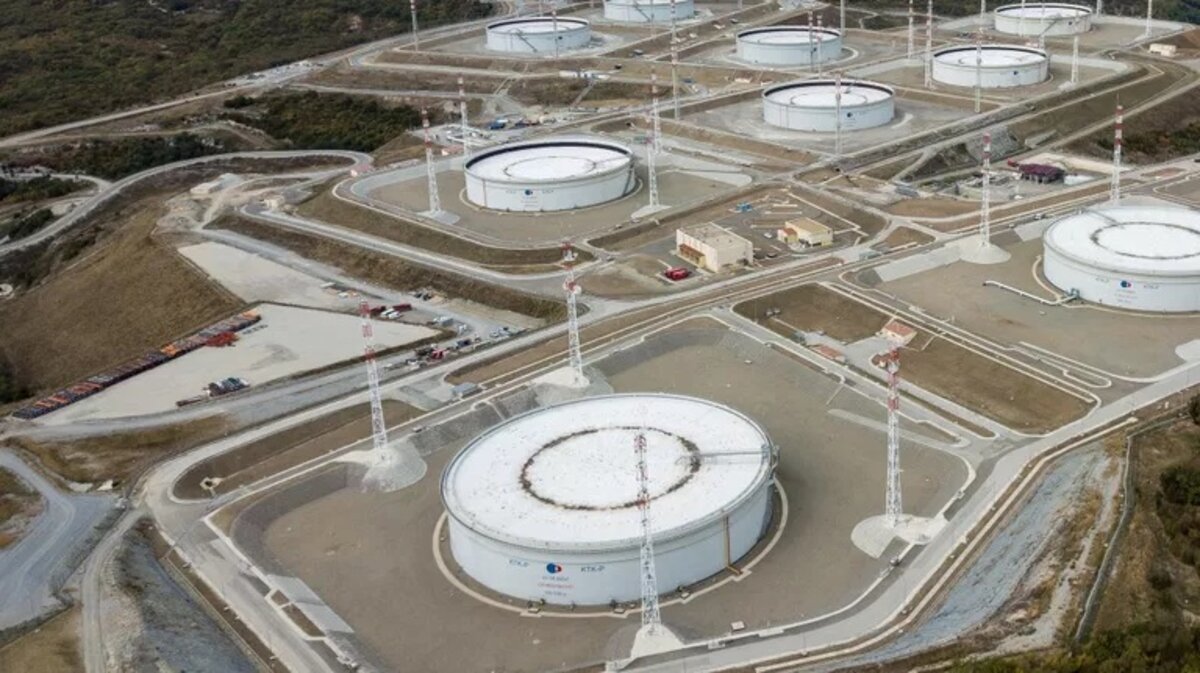 © РИА Новости / Виталий Тимкив  Нефтехранилище Каспийского трубопроводного консорциума (КТК-Р) в Краснодарском крае. Архивное фото