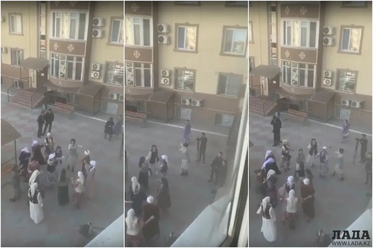 Коллаж из скриншотов видеоматериала