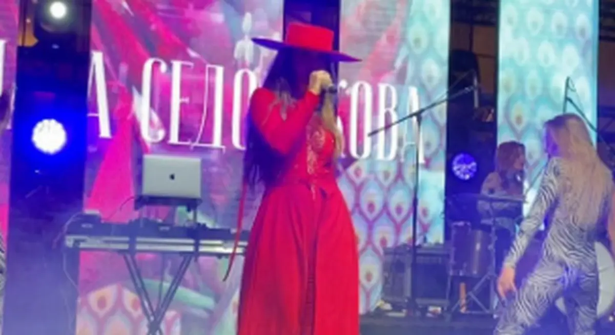 Кадр видео
