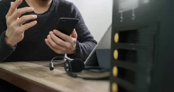 В МВД назвали страну, откуда казахстанцам чаще всего звонят мошенники