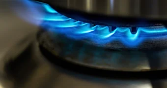 Ученые: Использование газовых плит может быть опасно из-за диоксида азота