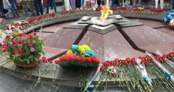 В Актау пройдет церемония возложения цветов к Вечному огню