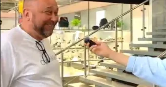 Чего хотят мужчины: каких подарков ждут на 7 мая жители Актау