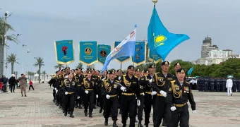 В Актау прошел конкурс строевой песни среди военнослужащих