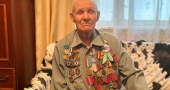 Чтобы никогда не было войны: ветеран ВОВ поздравил жителей Актау