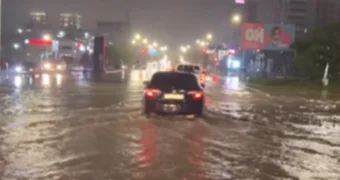 Актау затопило проливными дождями: какие работы ведутся коммунальными службами