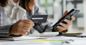 Денежный перевод поступил по ошибке: когда опасно его возвращать