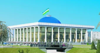Запрет на работу в госорганах без знания государственного языка предлагают ввести в Узбекистане