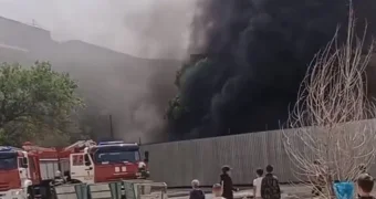 Видео пожара на территории строящегося ресторана в Актау распространяется в Сети