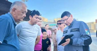 Жители Актау поддержали круглосуточное строительство школ