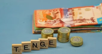 Какой курс доллара ожидают эксперты в Казахстане