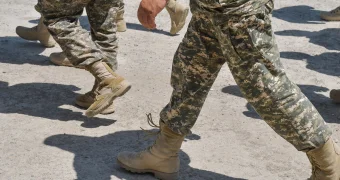 В Актау разыскивают пропавшего солдата