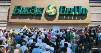 Если пенсионную систему не менять, то через 10 лет нас ждут голодные бунты стариков – экономист