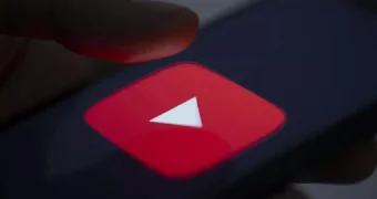 Значительное замедление работы YouTube анонсировали в России