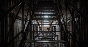 Сына экс-акима Караганды отправили в тюрьму за жестокое избиение престарелой матери