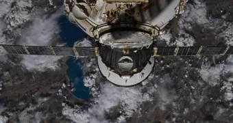 Более года в космосе: экипаж МКС приземлился в Казахстане