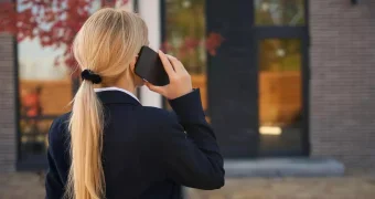 Более 3 млн тенге оказалась должна акмолинка после одного звонка