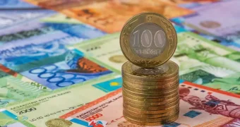 Доли в российских банках можно будет оплачивать тенге