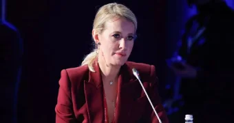 "Не ожидала такой дерзости": павильон Казахстана на Венецианской биеннале впечатлил Собчак (видео)