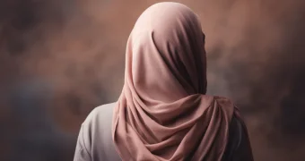 Ношение хиджаба в школе: нормы закона разъяснили в Верховном суде