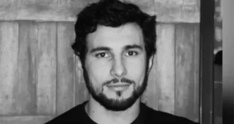 Карагандинец попал в вытрезвитель, а позже умер. Мать не верит в версию следствия