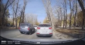 Полиция ищет плюющихся казахстанцев по соцсетям