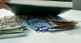 Декларации каких чиновников смогут увидеть казахстанцы в 2025 году