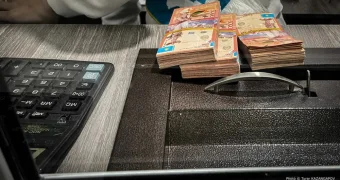Банки Казахстана смогут блокировать переводы: новые правила