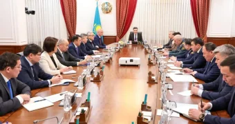 Срочные меры: премьер-министр провел оперативное совещание