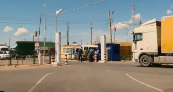На границе России и Казахстана ограничат движение на одном из КПП
