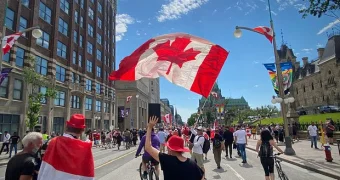 Блогерша описала жизнь россиян в Канаде фразой «тихо страдают»